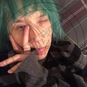 Meet your Posher, Randi